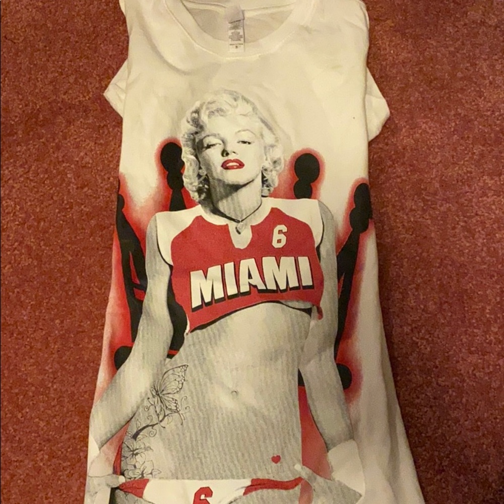 Miami heat tee